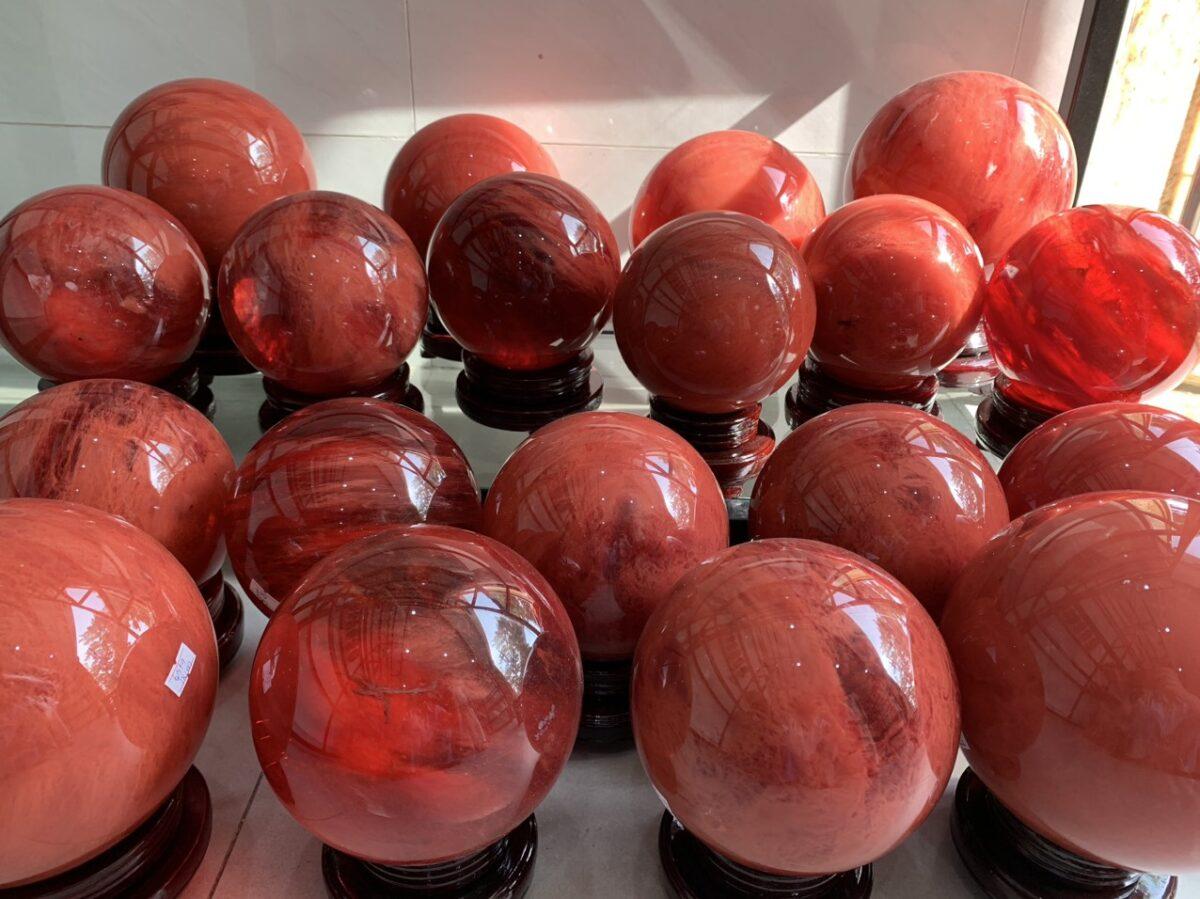 cầu đá núi lửa