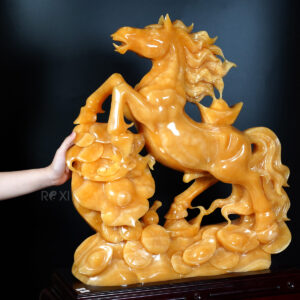 9 1 ngua ngoc hoang long