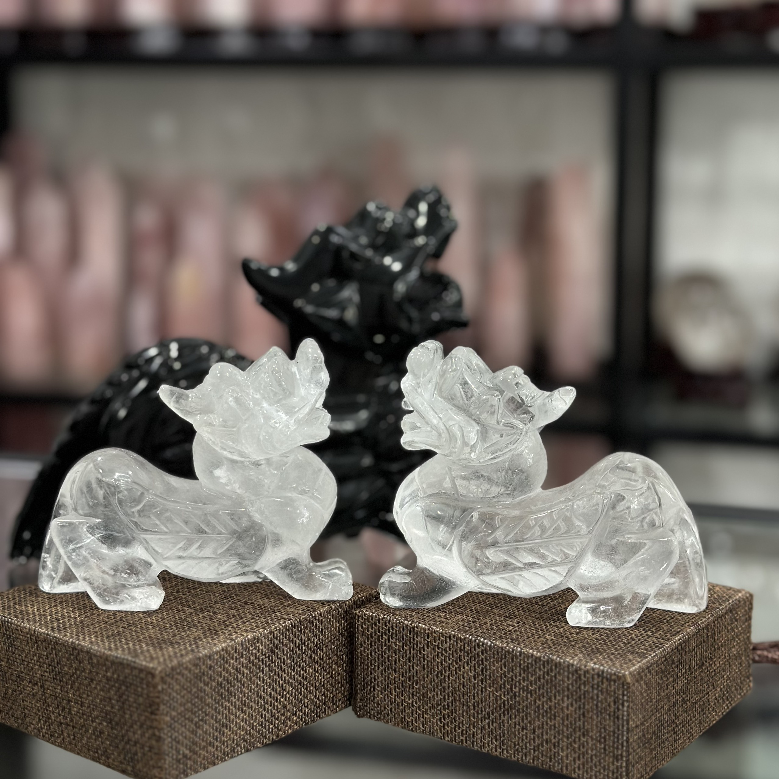 Tỳ Hưu Phong Thủy Thach Anh trắng