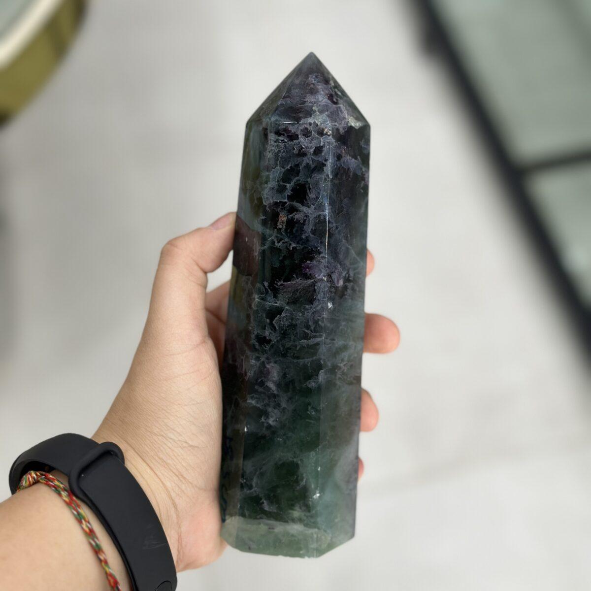 trụ đá fluorite xanh