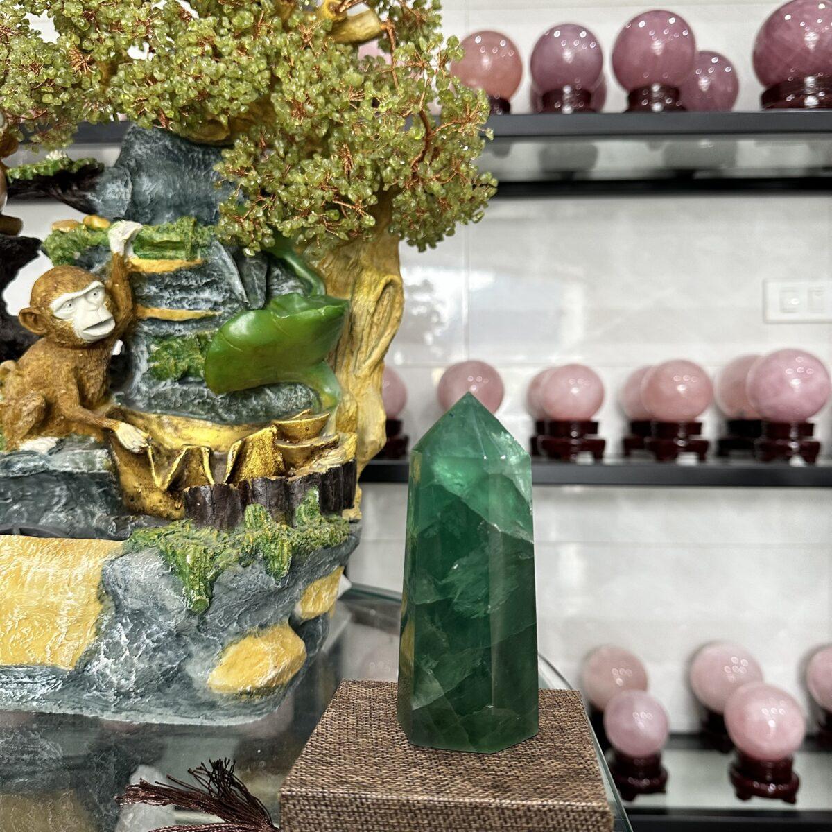 Trụ Đá Fluorite Xanh