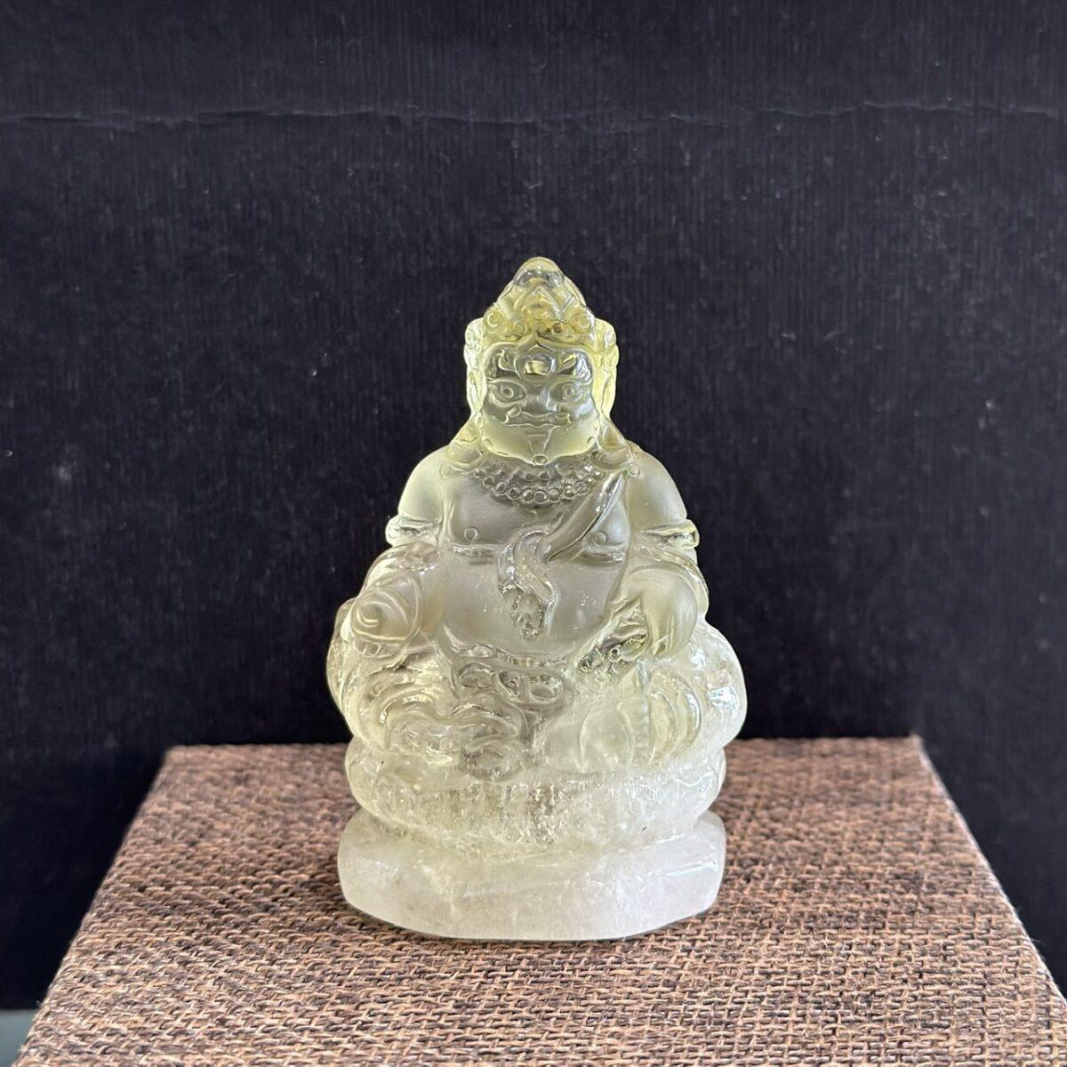 Tượng Phật Bất Động Minh Vương Đá Thạch Anh Vàng