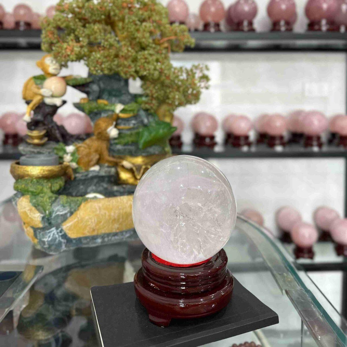 cầu thạch anh trắng