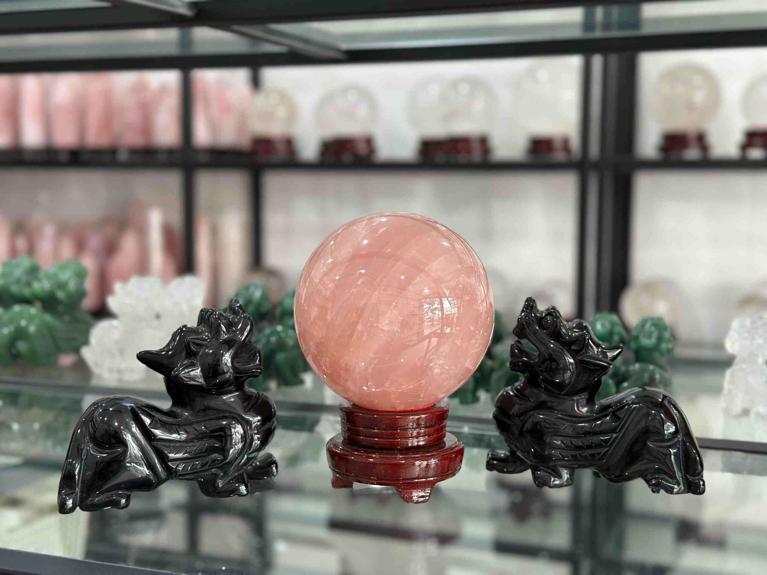 QUẢ CẦU THẠCH ANH HỒNG