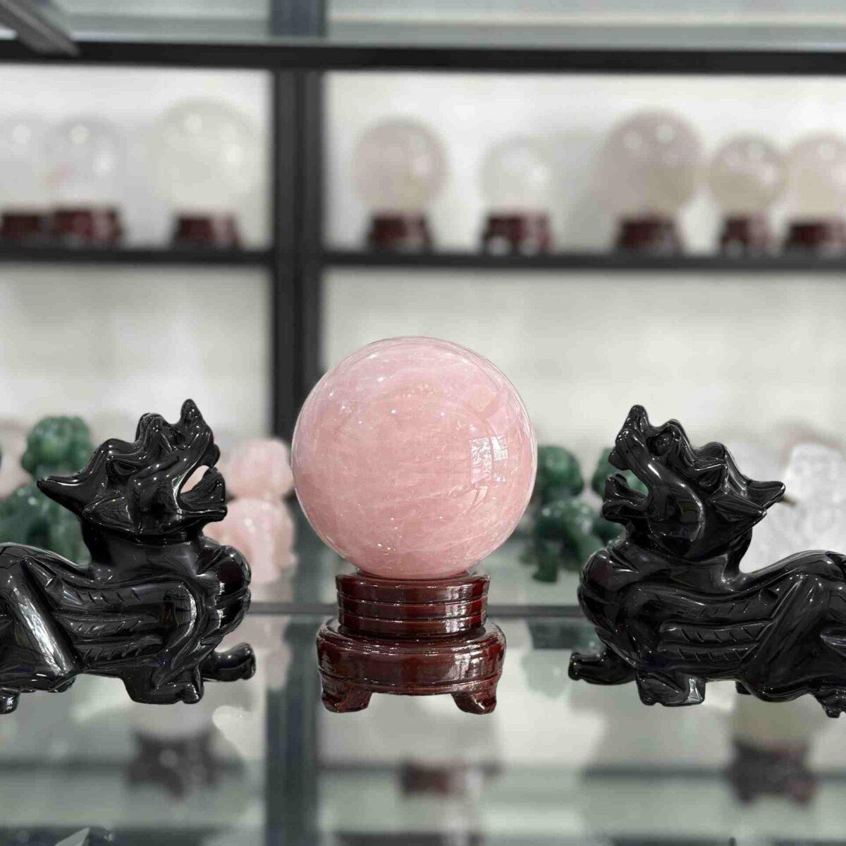 QUẢ CẦU THẠCH ANH HỒNG