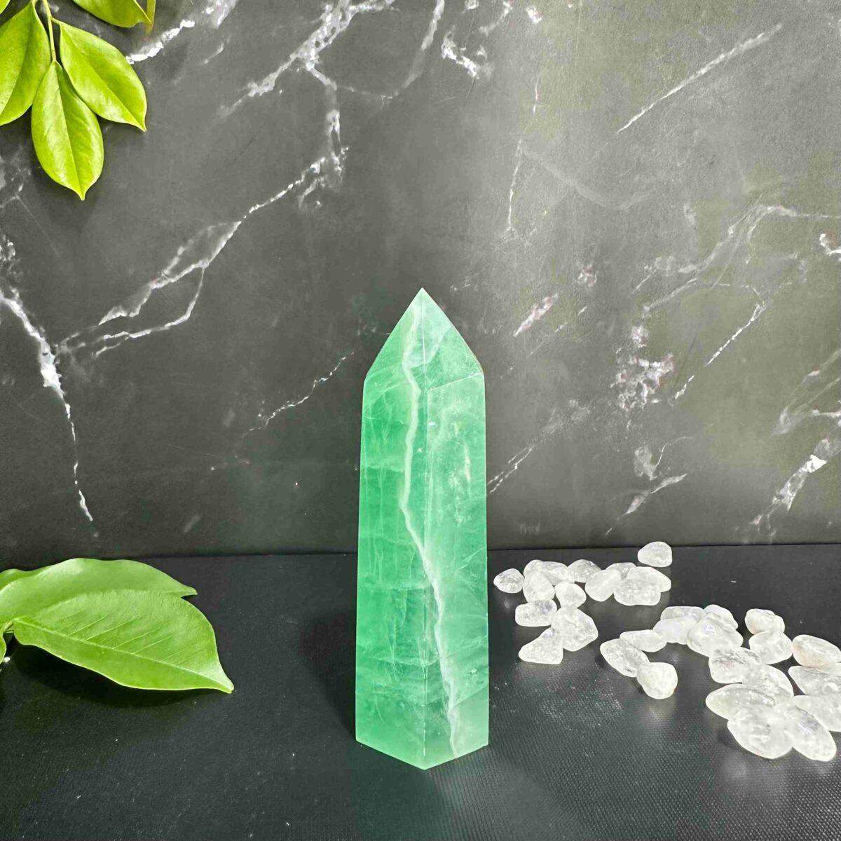 trụ đá Fluorite Xanh