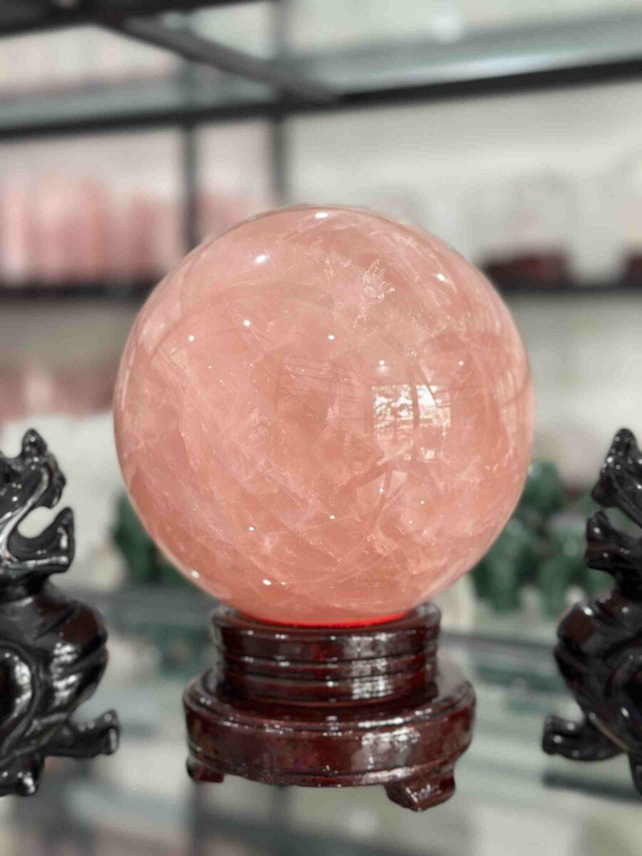 QUẢ CẦU THẠCH ANH HỒNG