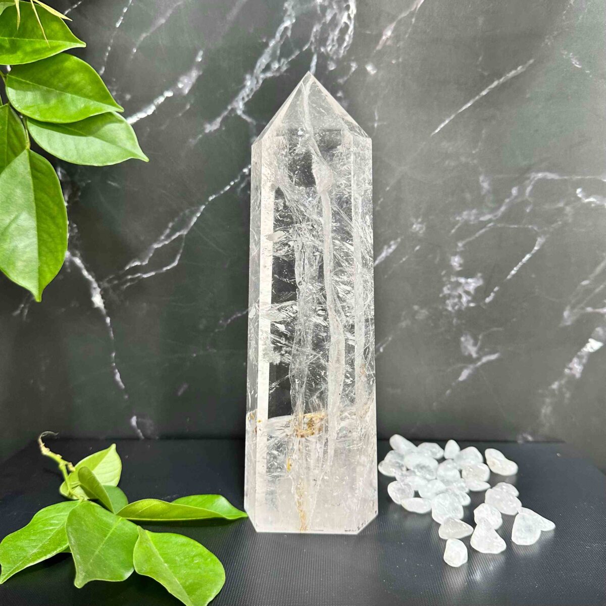 trụ thạch anh trắng