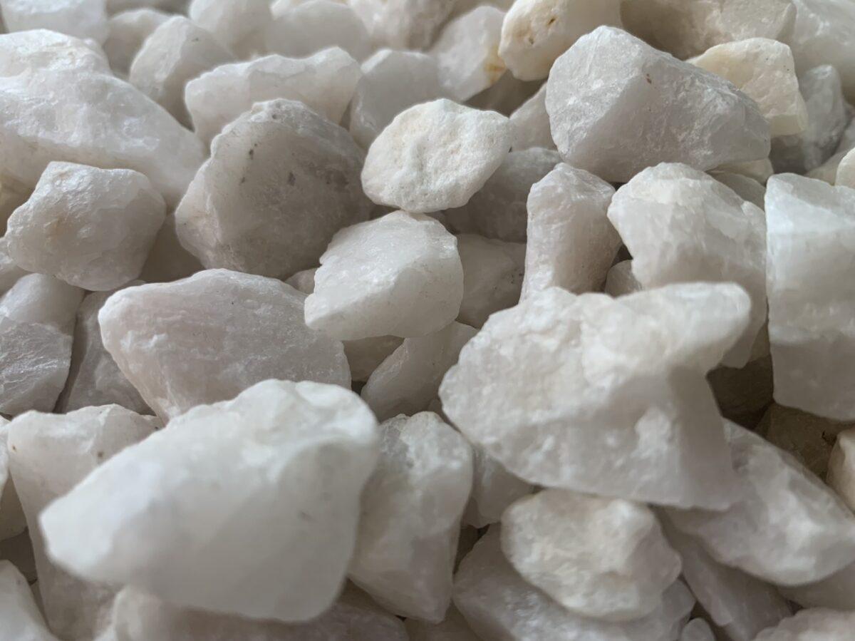 đá vụn thạch anh